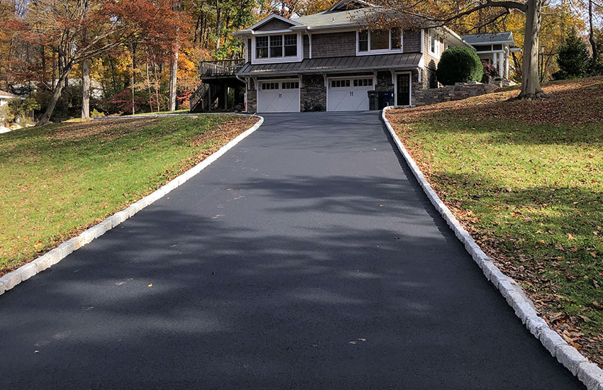 DaCosta Construction Driveway Paving Services